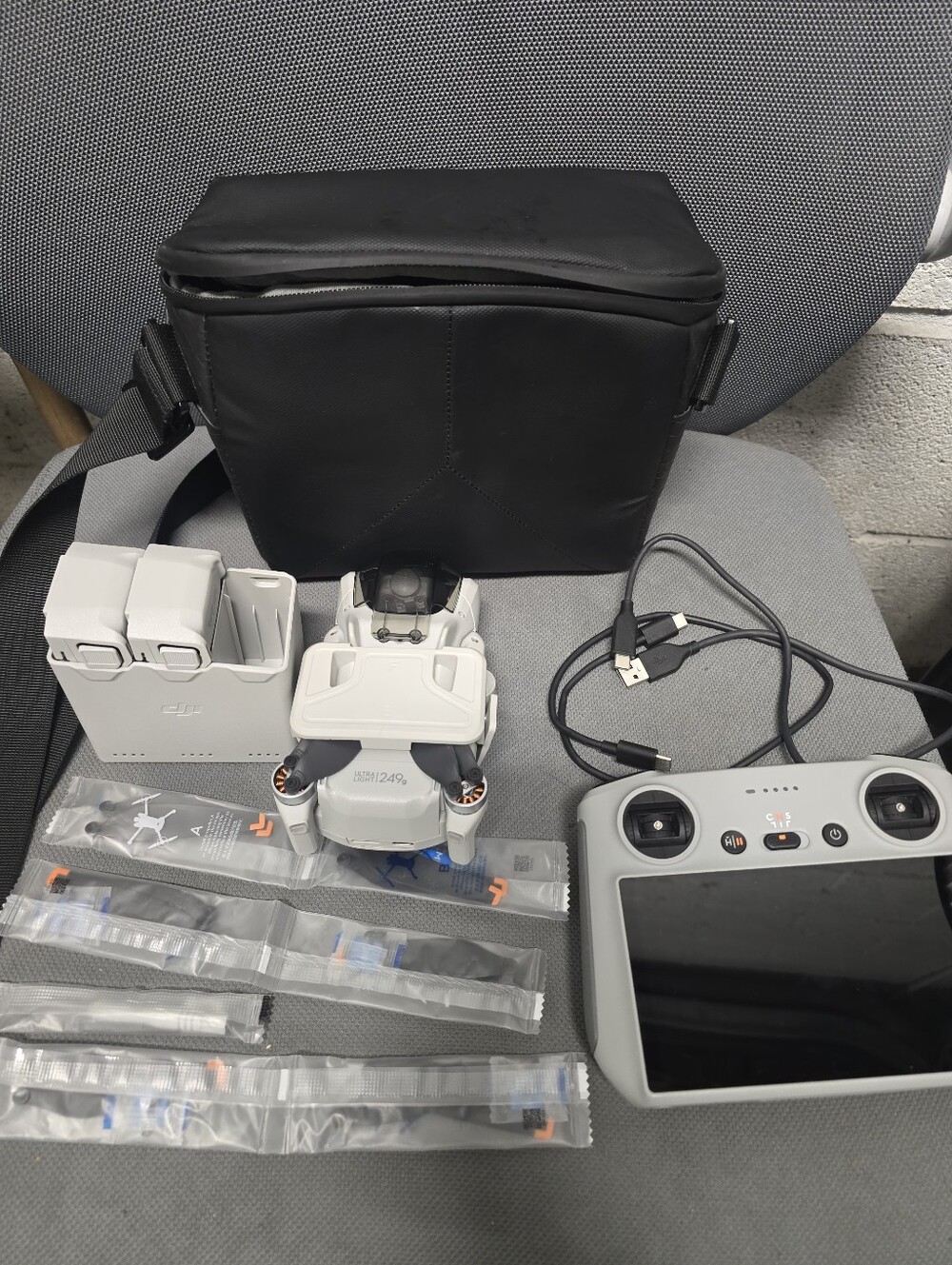 DJI Mini 3 Fly More Package With Smart Controller And Extras